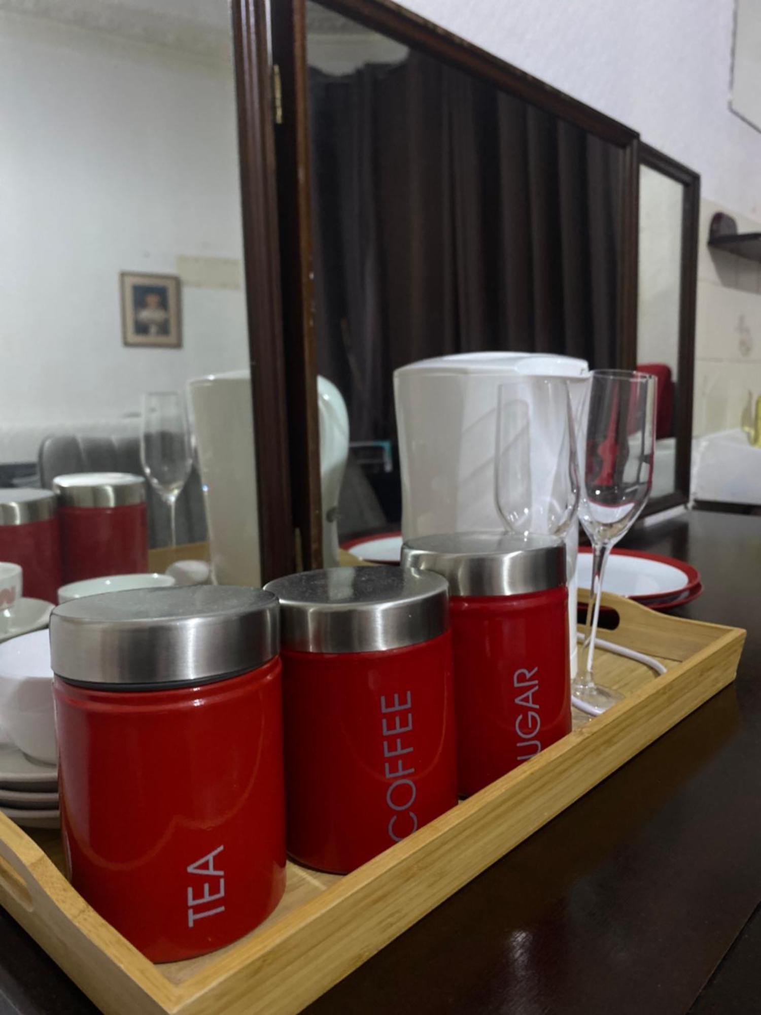 Saji Hotel Илфорд Экстерьер фото
